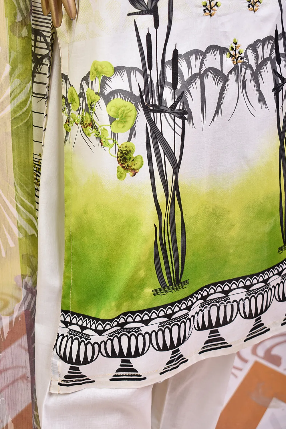 3 Pc Unstitched Embroidered Lawn Dress with Chiffon Printed Dupatta - Rustic Minds (JEL-07)