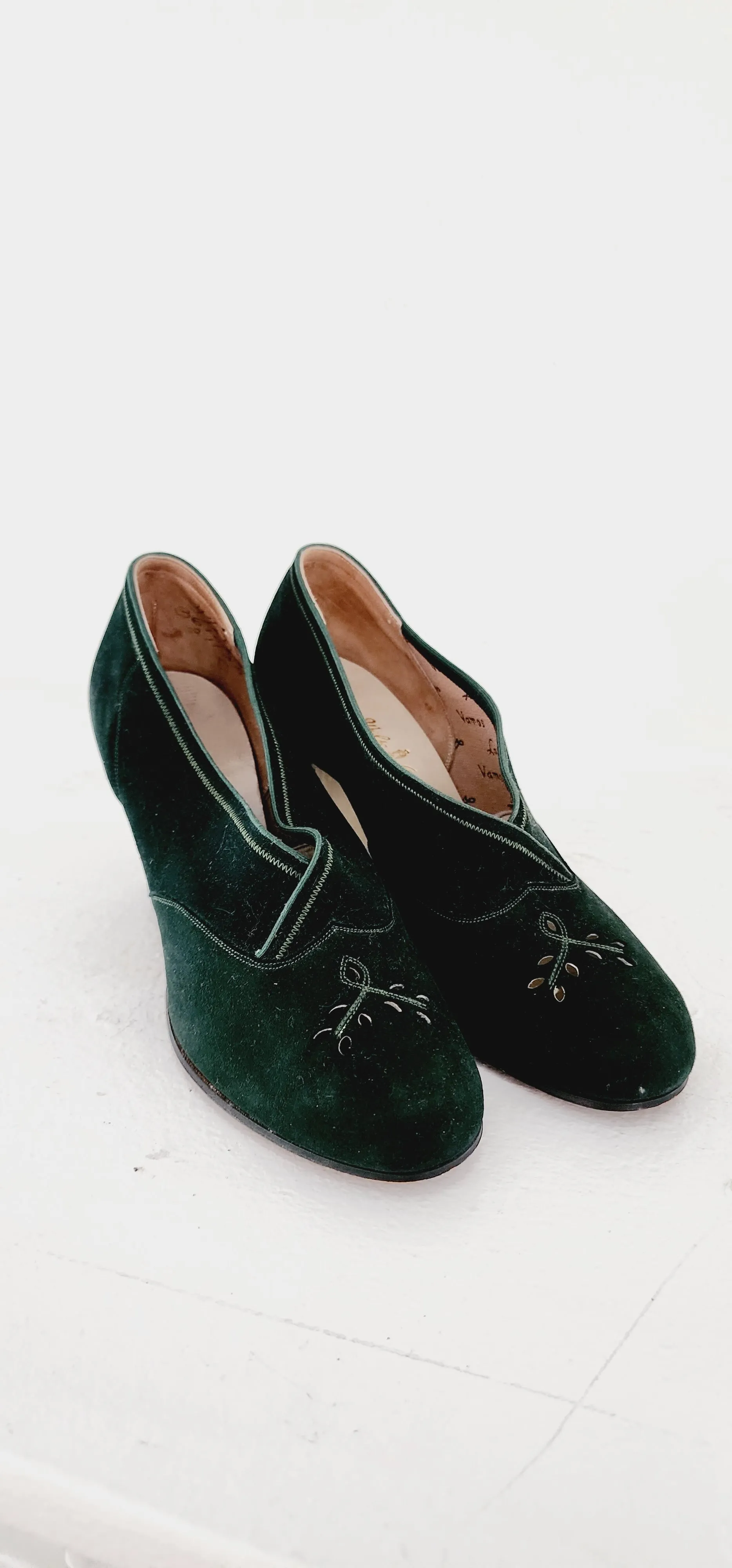 40s Green Suede Shoes High Heel Pumps by Walk Over size 5