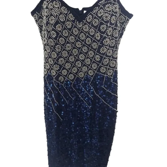 A.J. Bari vintage sequin, beaded dress 100% Silk‎