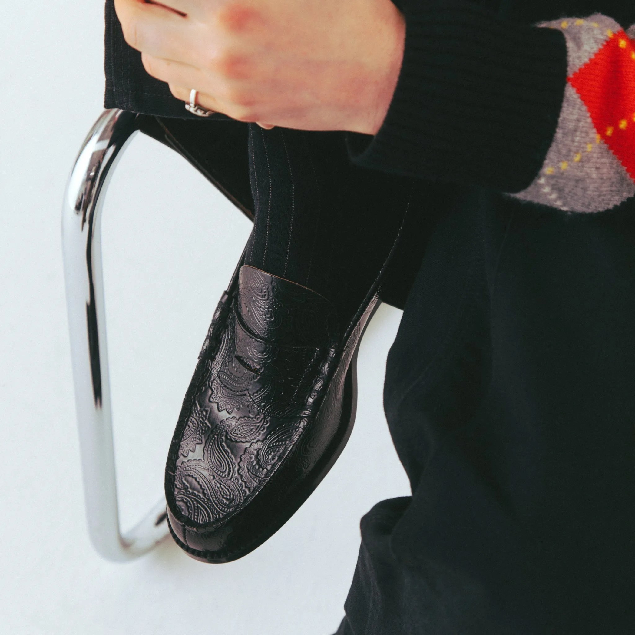 【B-Grade】MENS EMBOSSED LOAFERS / BLACK PAISLEY