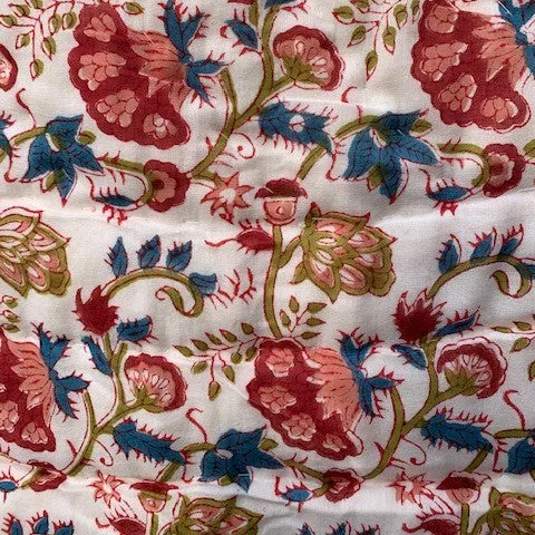 Beautiful Quilt -Alexandra-Medium