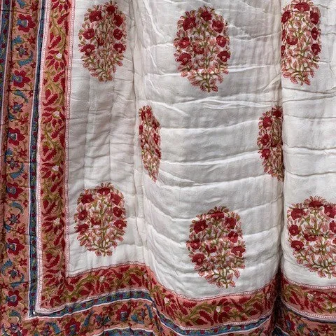 Beautiful Quilt -Alexandra-Medium