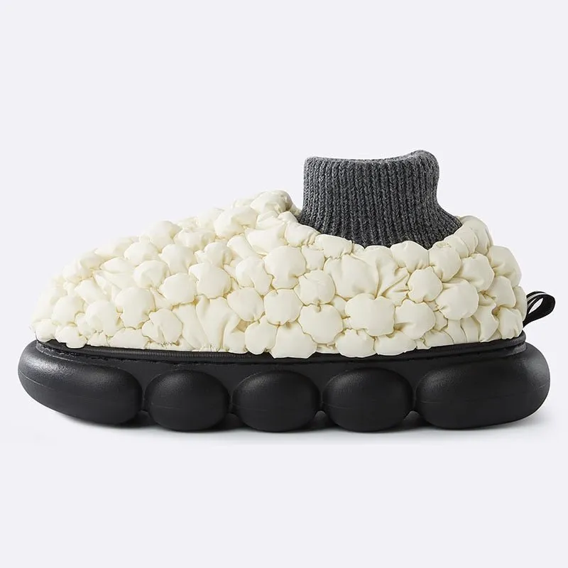 Comwarm Winter Plush Slippers: Polka Dot, Flat Heel