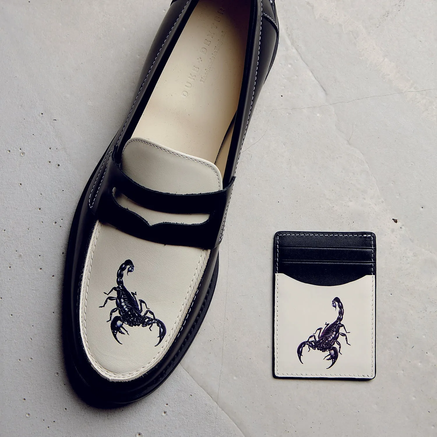Dean Scorpion Card Holder