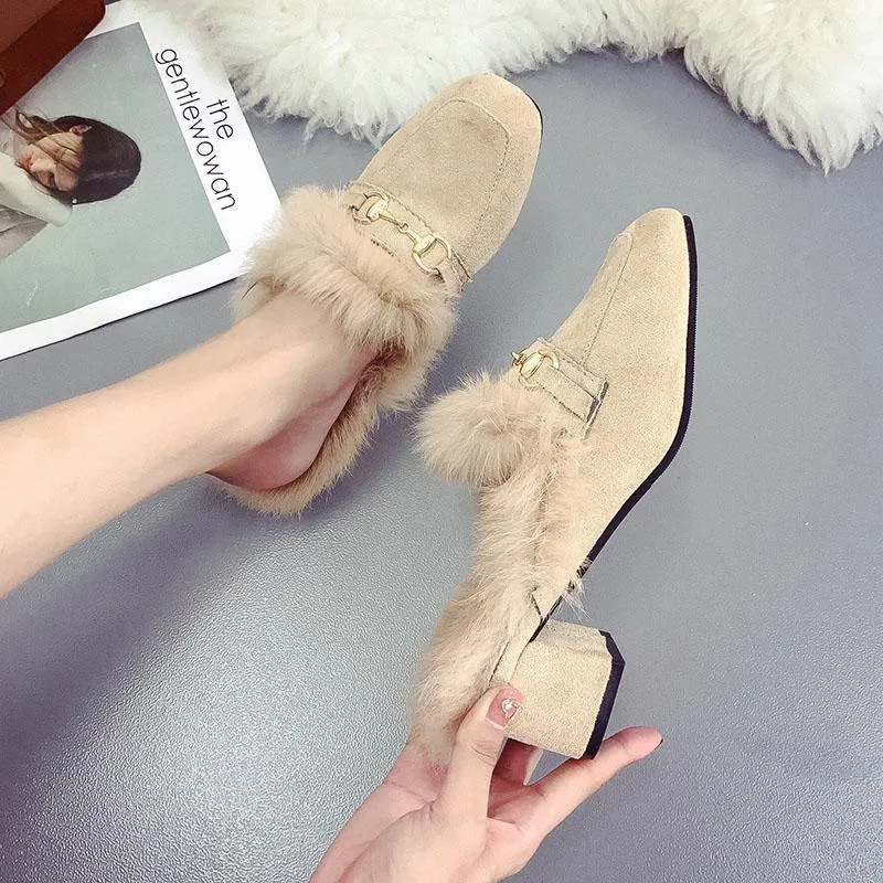 Distressed Fringe Fur Fashion Slippers