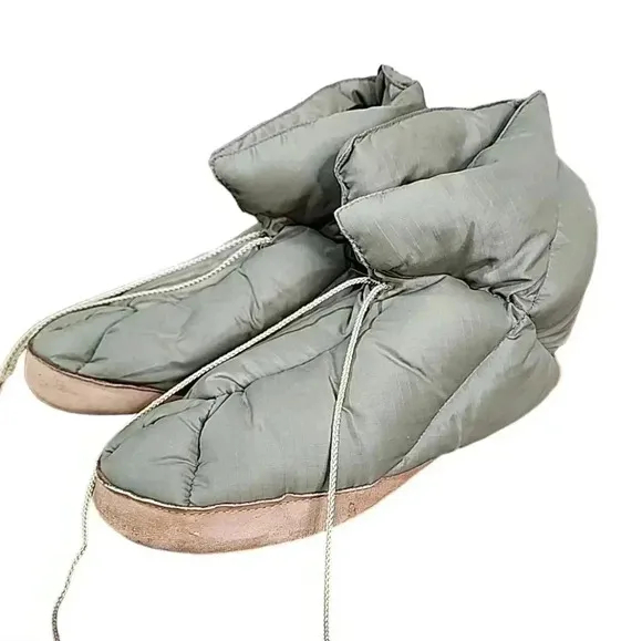 EDDIE BAUER vintage Goose Down Olive Camp Bootie Slippers Leather Soles.