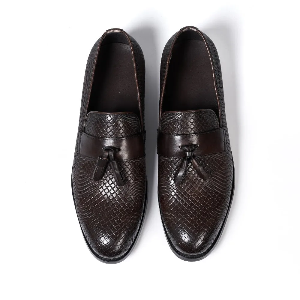 Fashion Tassel Loafers Men's Business Casual Leather Shoes Men's Slip-on Embossed Leather All-Matching Men's Shoes Guangzhou Factory