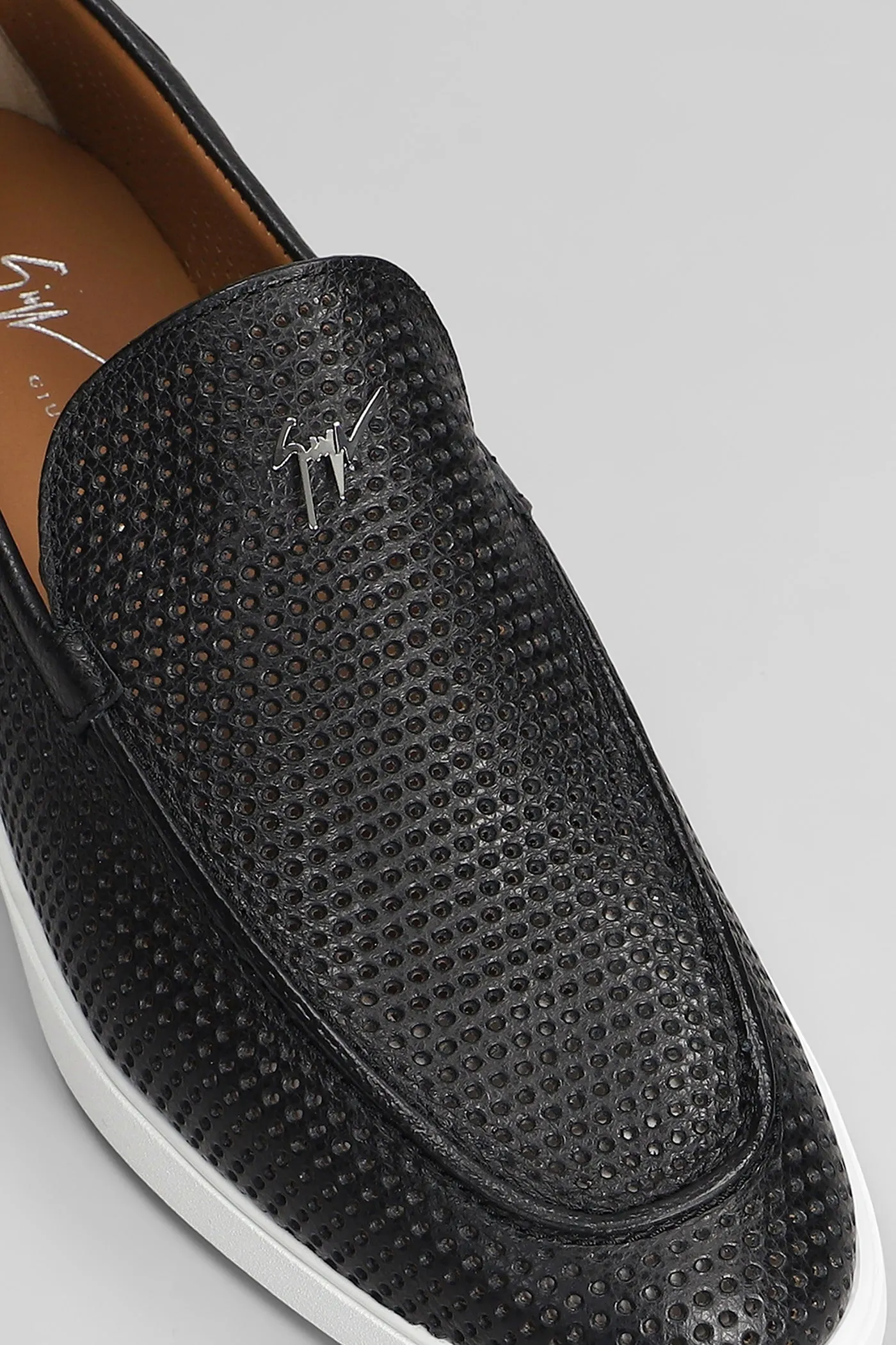 Jourdain Loafers in black leather