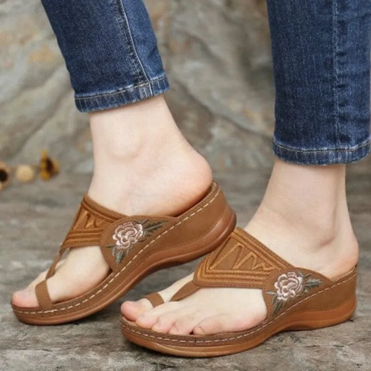 Ladies Vintage Embroidered Slip-On Slippers