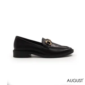 LEATHER LOAFERS WITH METAL CHAIN