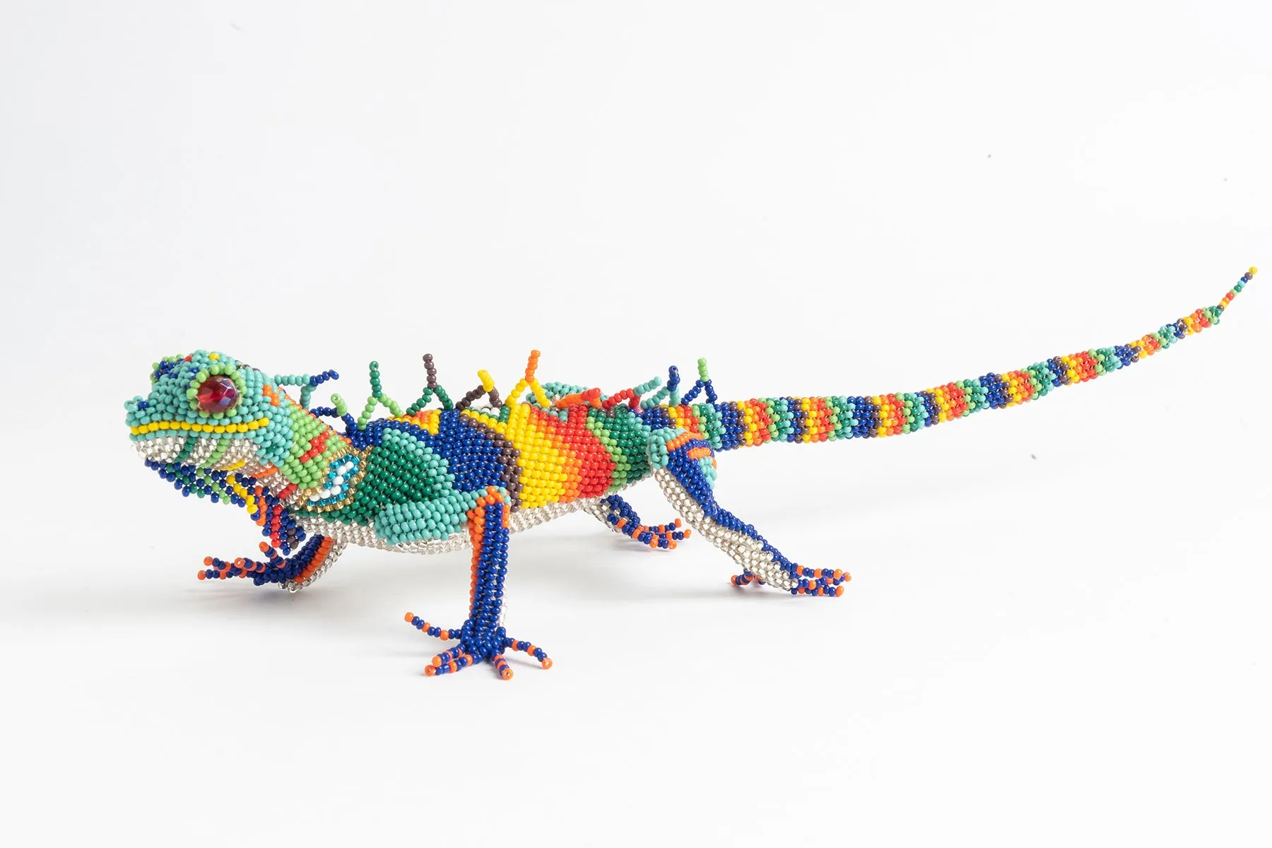 Lizard: large; luster rainbow colors