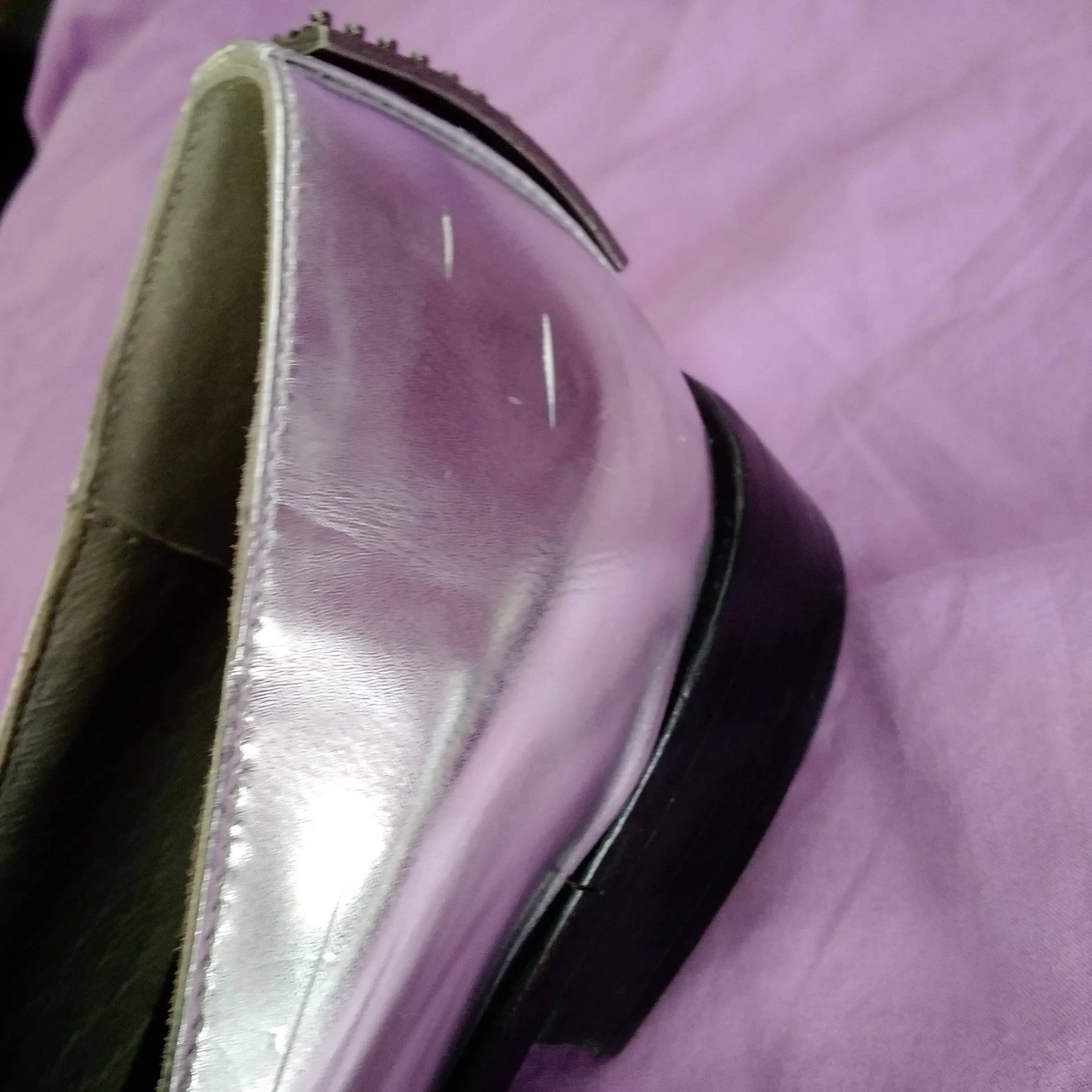 Mara & Mine Camilla Silver Metallic Women's Snakeskin Loafers - Size 7.5