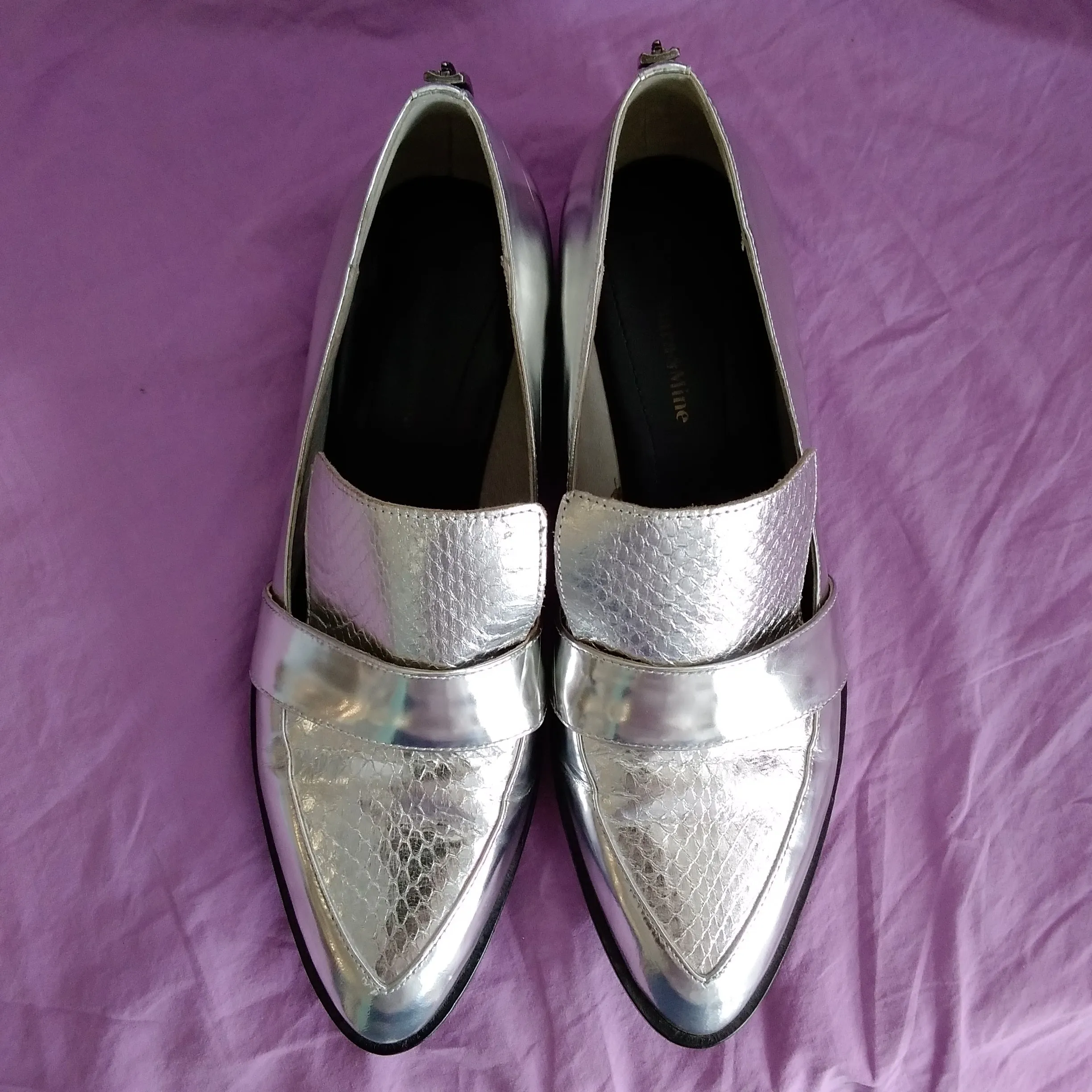 Mara & Mine Camilla Silver Metallic Women's Snakeskin Loafers - Size 7.5