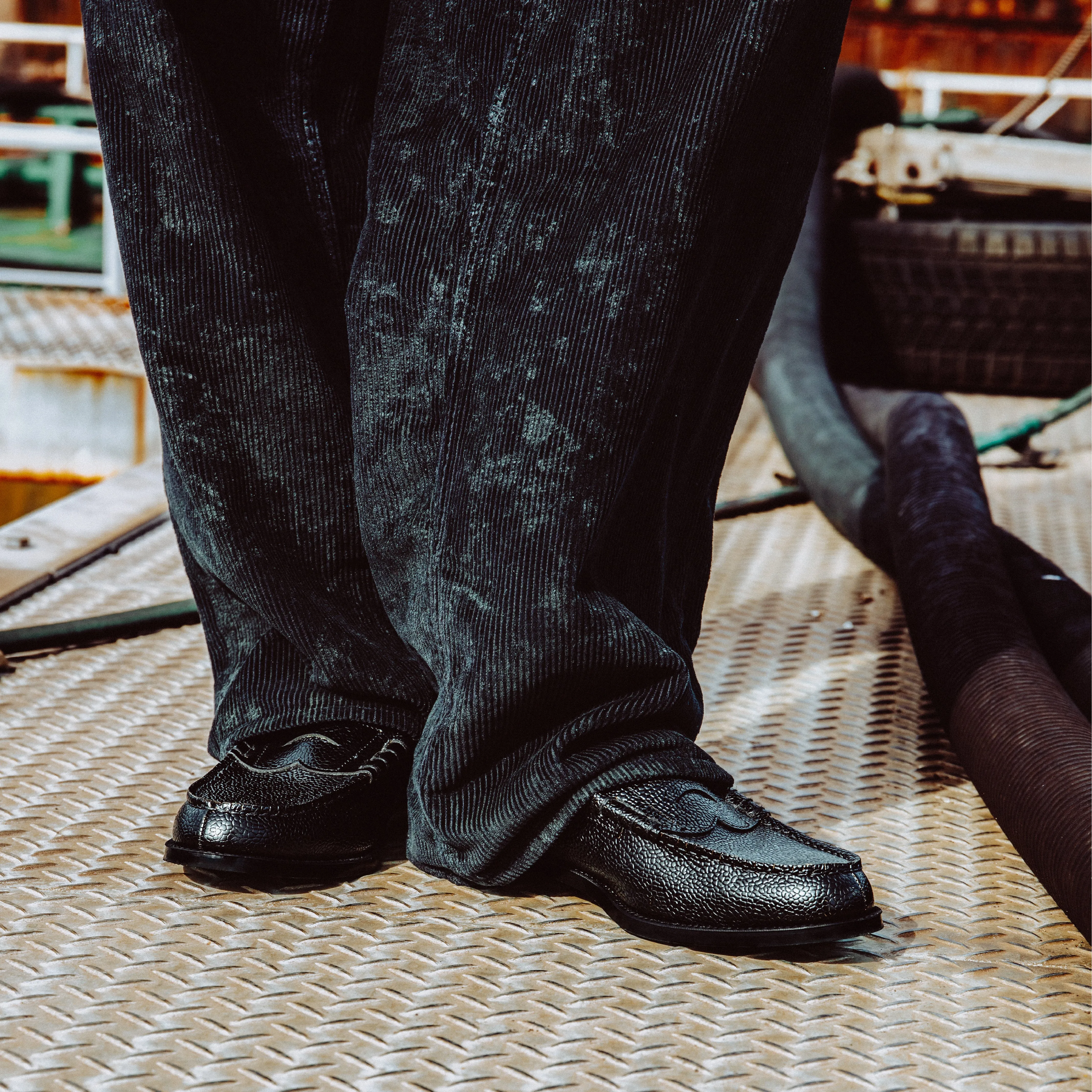 MENS EMBOSSED LOAFERS / BLACK SCOTCH GRAIN