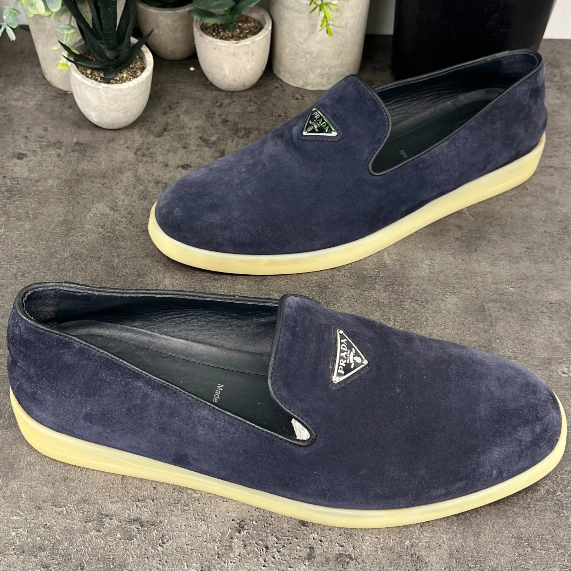 Men's Plaque Logo Loafers Navy Size EU 42 / UK 8
