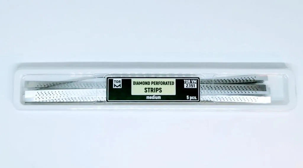 Metal Diamond Perforated Strips, Medium 5pcs