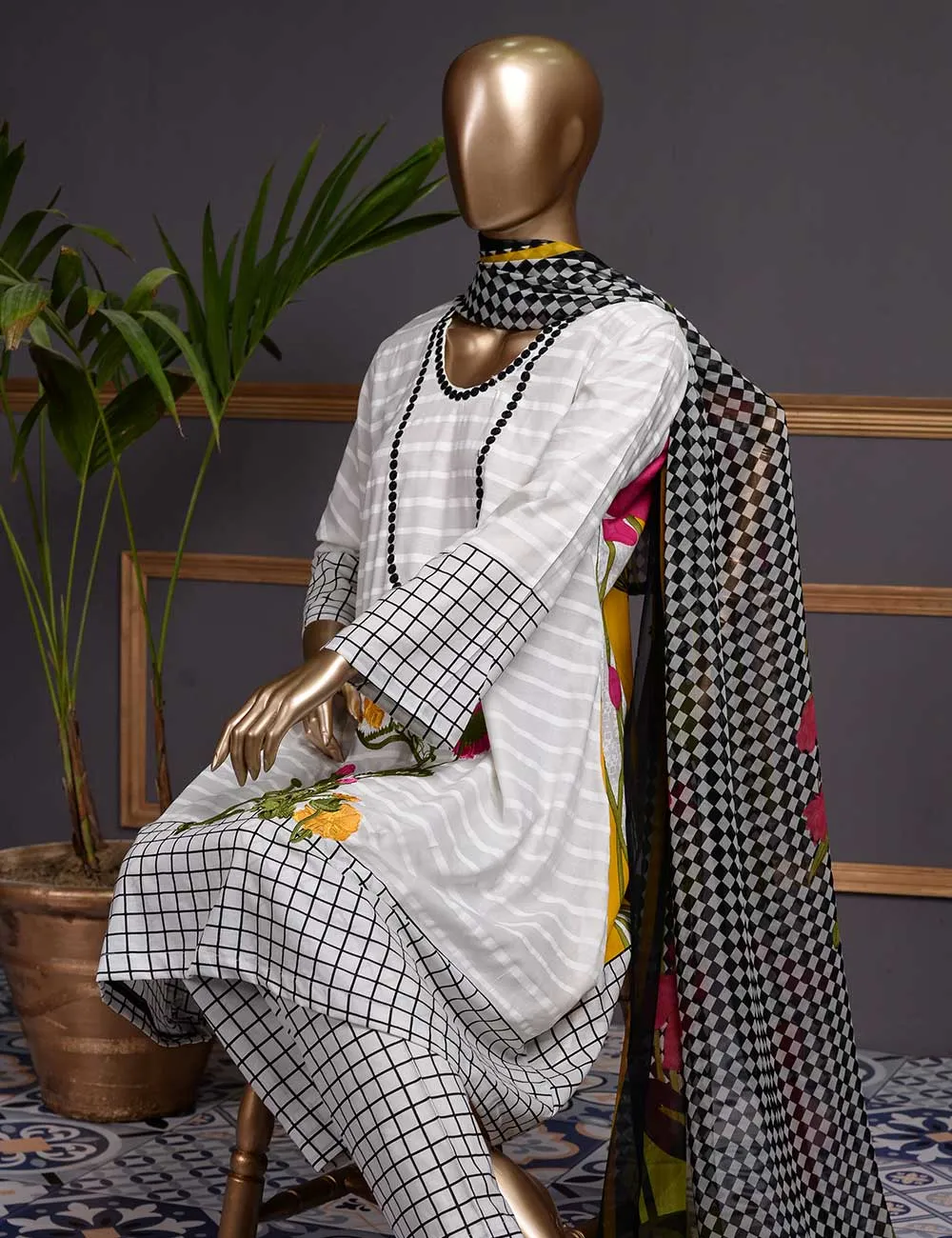 Minim (Gi-02) | 3 Pcs Un-stitched Embroidered Lawn Dress