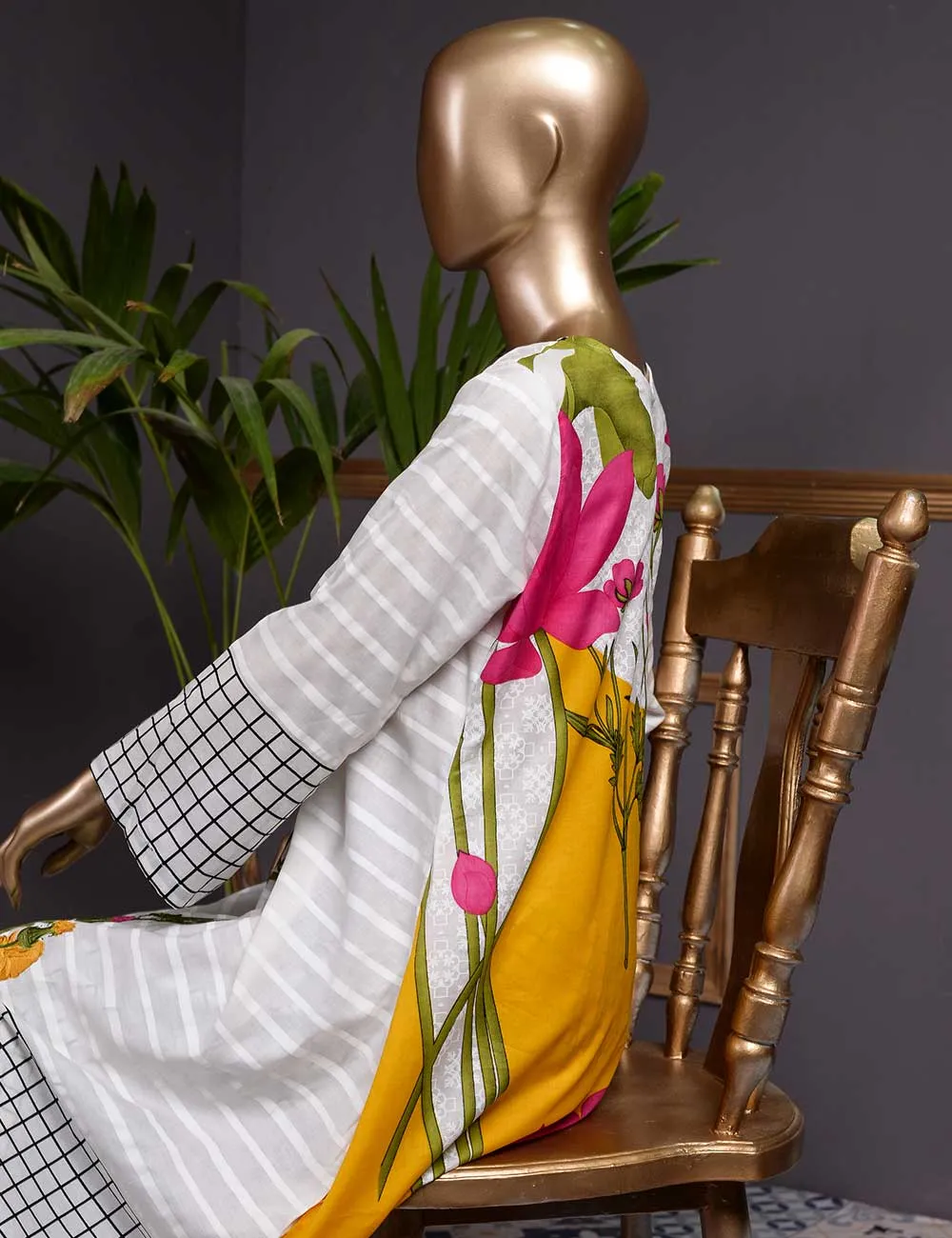 Minim (Gi-02) | 3 Pcs Un-stitched Embroidered Lawn Dress
