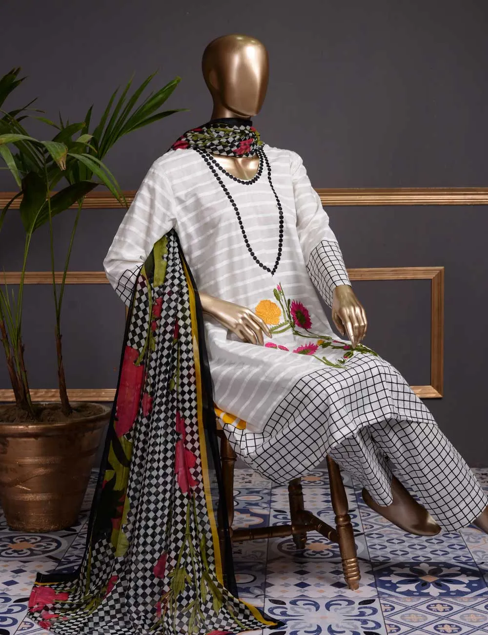 Minim (Gi-02) | 3 Pcs Un-stitched Embroidered Lawn Dress