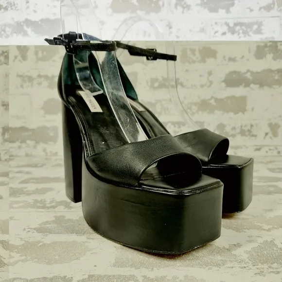 NEW Steve Madden Kassiani Black Slip On Ankle Strap Platform Sandals W497