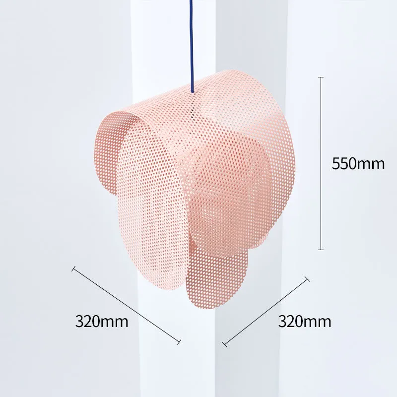Perforated metal pendant light（Les luminaires en métal perforé）