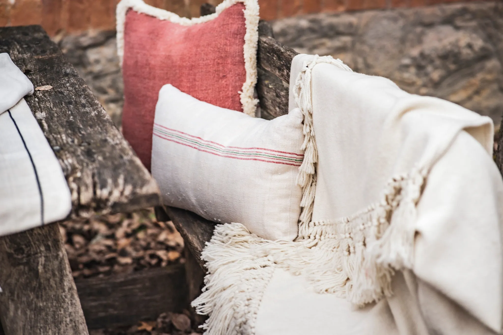 Pillow: Grain sack handwoven Hungarian hemp - P016