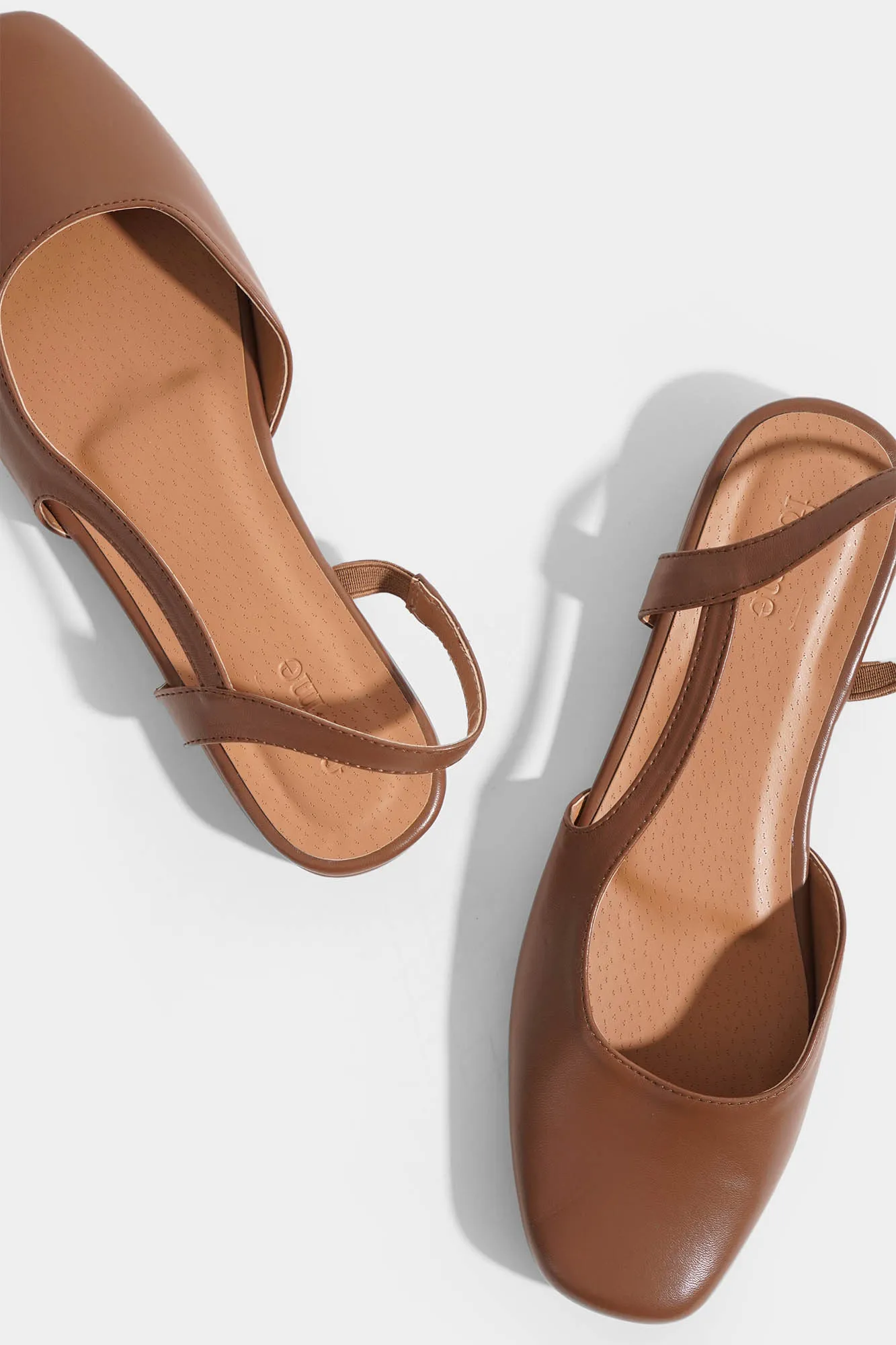 Pointed Toe Sandals