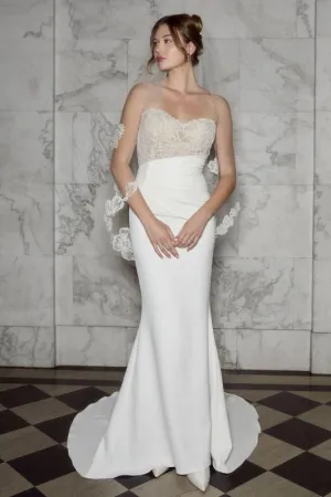 Size 40" Casablanca 2581V Ivory Veil