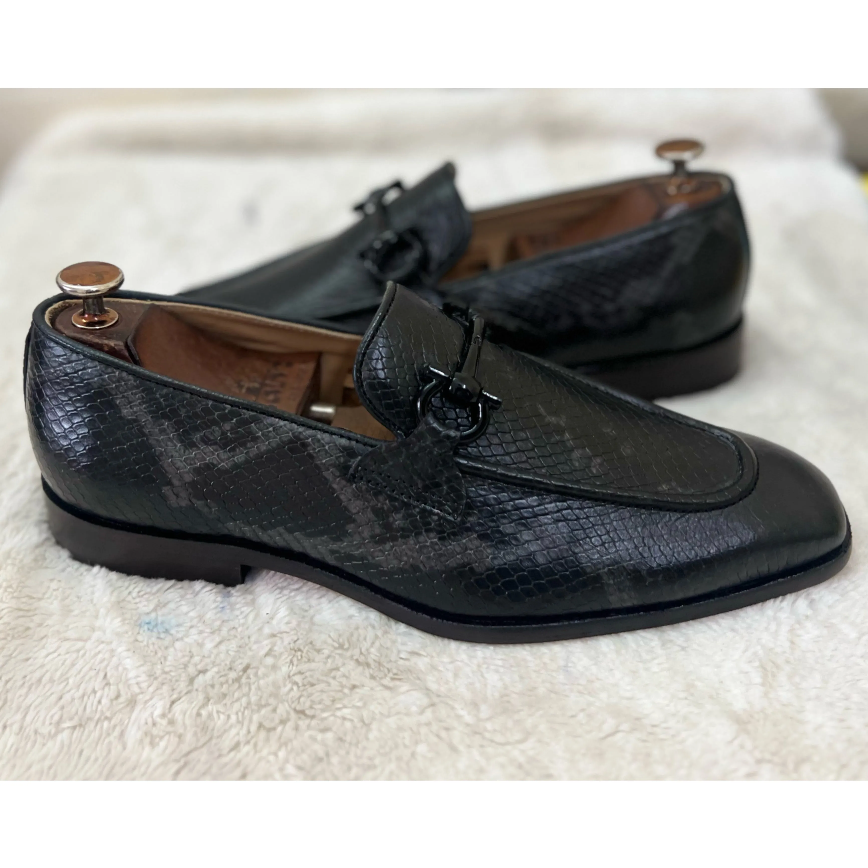 Snake Embossed Loafers Black