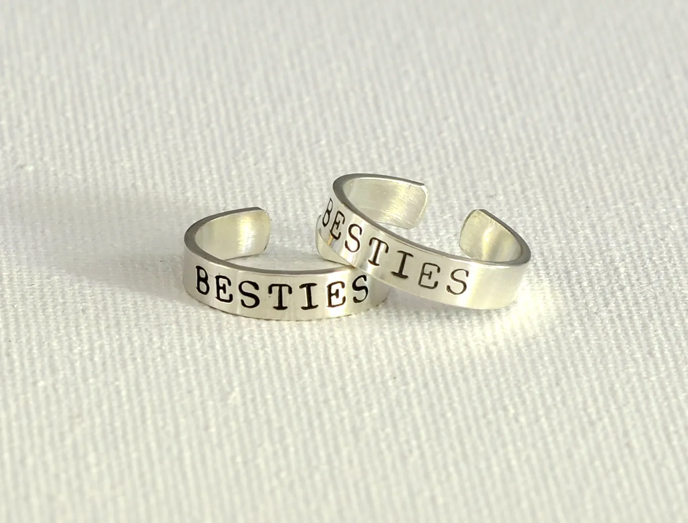 Sterling silver besties toe ring