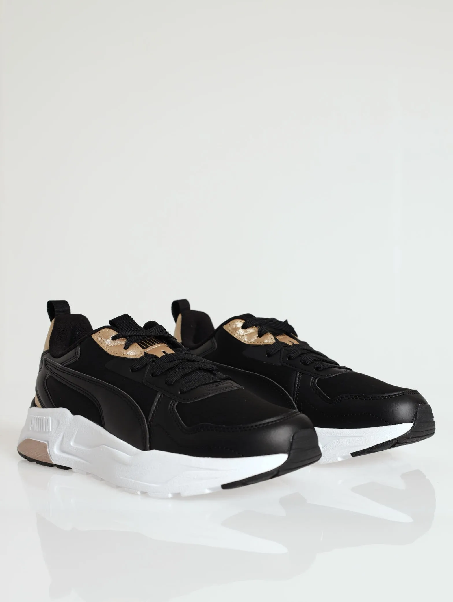 Trinity Lite Space Metallic Sneaker - Black
