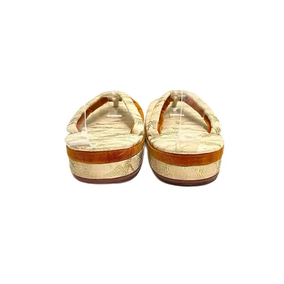 Vintage 1950s silk velvet traditional Japanese zori kimono sandals