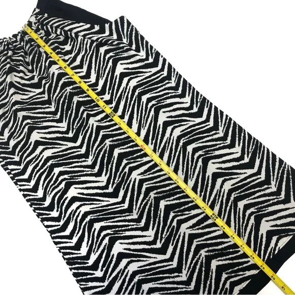 White House Black Market Ultimate Reversible Shift Dress WHBM Size 2P Petite