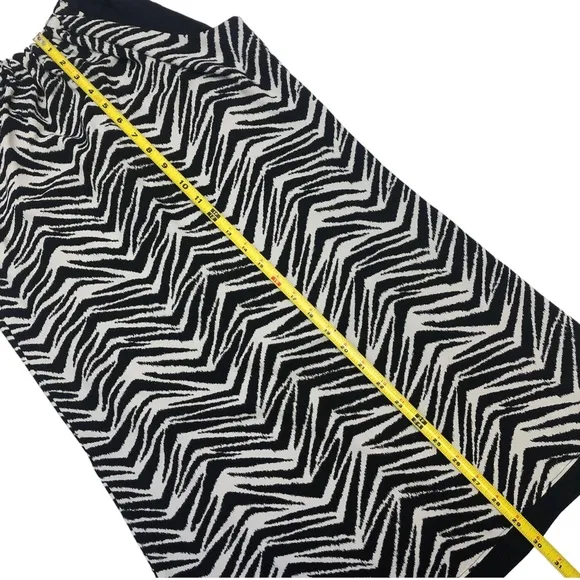 White House Black Market Ultimate Reversible Shift Dress WHBM Size 2P Petite