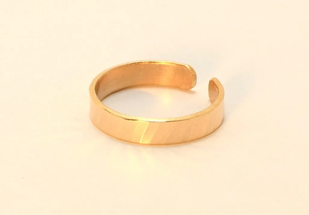 Yellow Gold Hammered Toe Ring - Solid 14k Gold