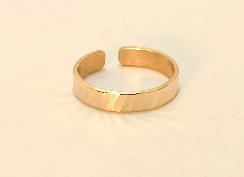 Yellow Gold Hammered Toe Ring - Solid 14k Gold